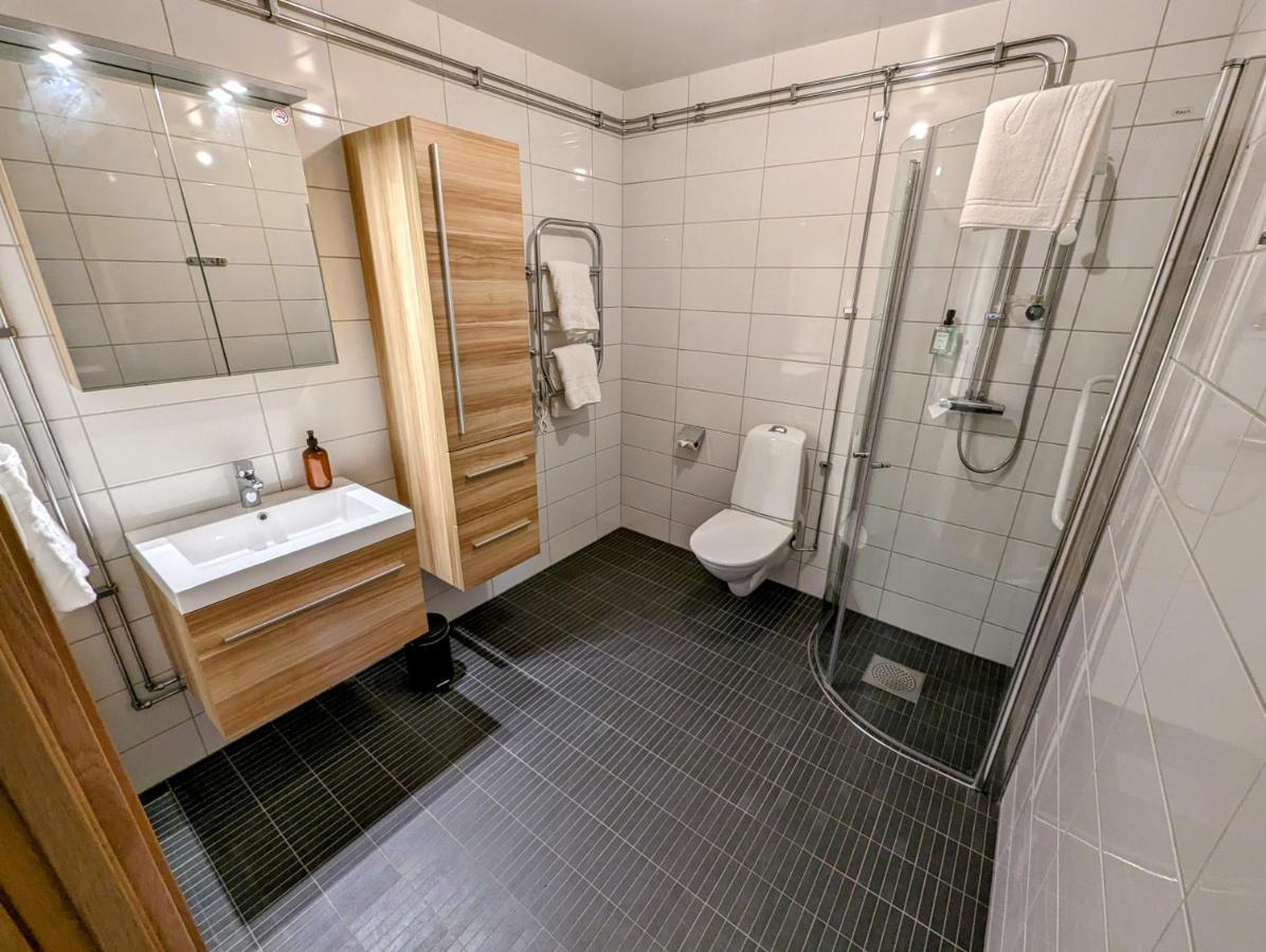 Hotell Bro คริสตีเนอฮัมน์ ภายนอก รูปภาพ